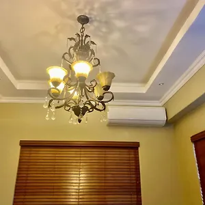 Beautiful In Century Apartment