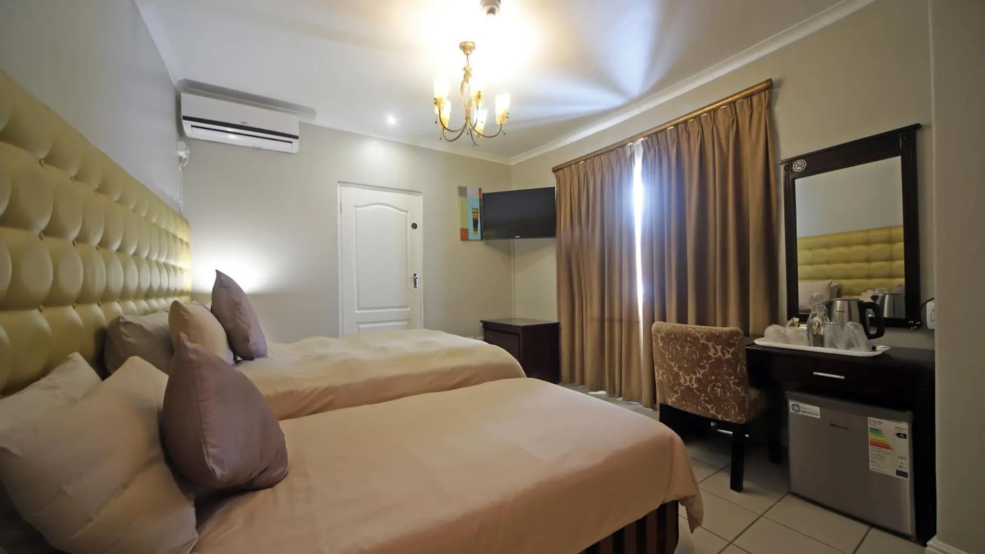 Savoy Lodge Cape Town Güney Afrika