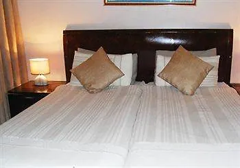 Savoy Lodge Cape Town 0*,