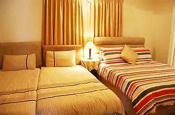 Savoy Lodge Cape Town